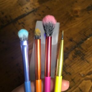 Eye brush set